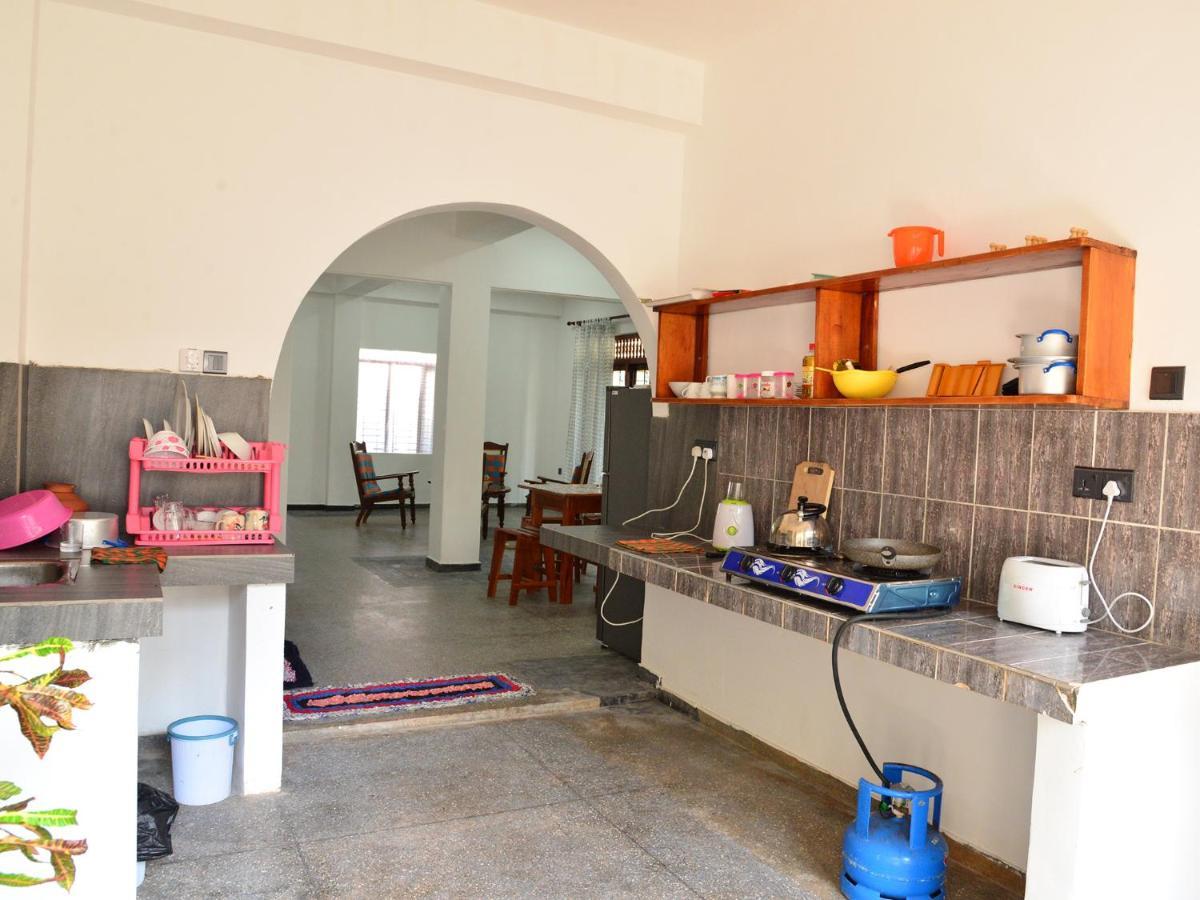 Happy Tuna Guesthouse ฮิกคาดูวา ภายนอก รูปภาพ