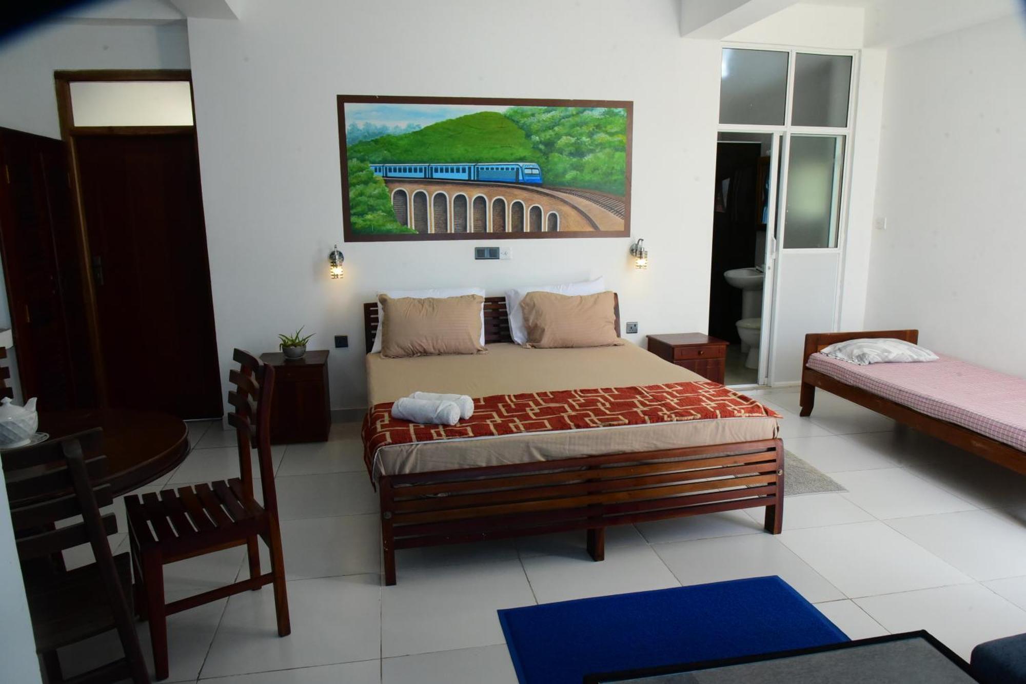 Happy Tuna Guesthouse ฮิกคาดูวา ภายนอก รูปภาพ