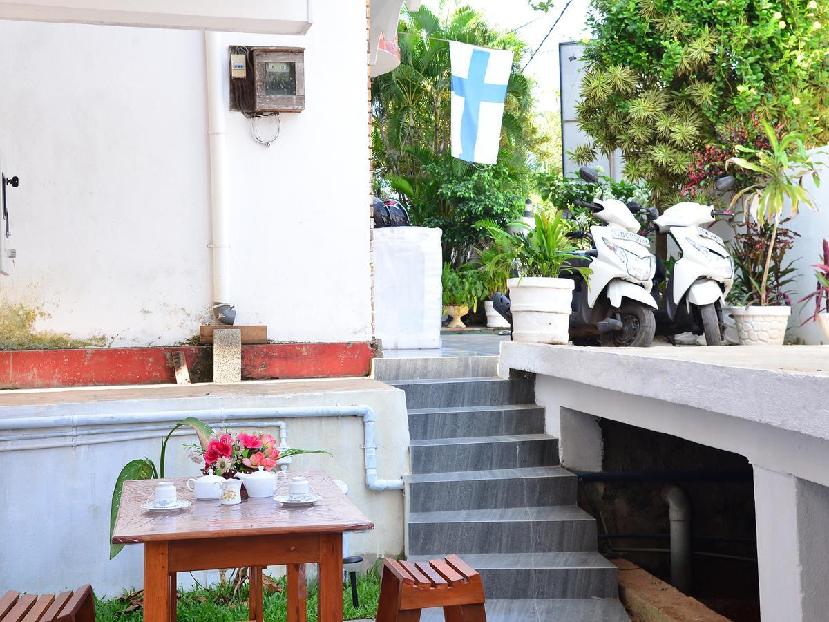 Happy Tuna Guesthouse ฮิกคาดูวา ภายนอก รูปภาพ